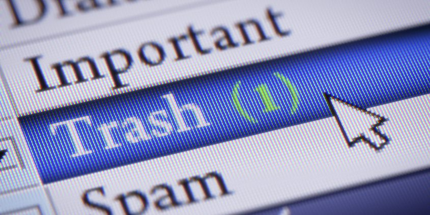 Don't let Your Trash Folder Become a Dumping Ground iStock 000049272478 Trash crop - Don't let Your Trash Folder Become a Dumping Ground